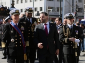 Con una ceremonia cargada de simbolismos y un gran desfile, la Armada conmemoró los 145 años de nuestras Glorias Navales
